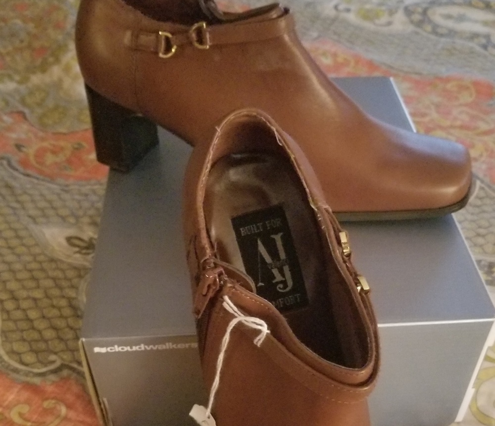 AJ Valenci ankle boot brown leather with buckle